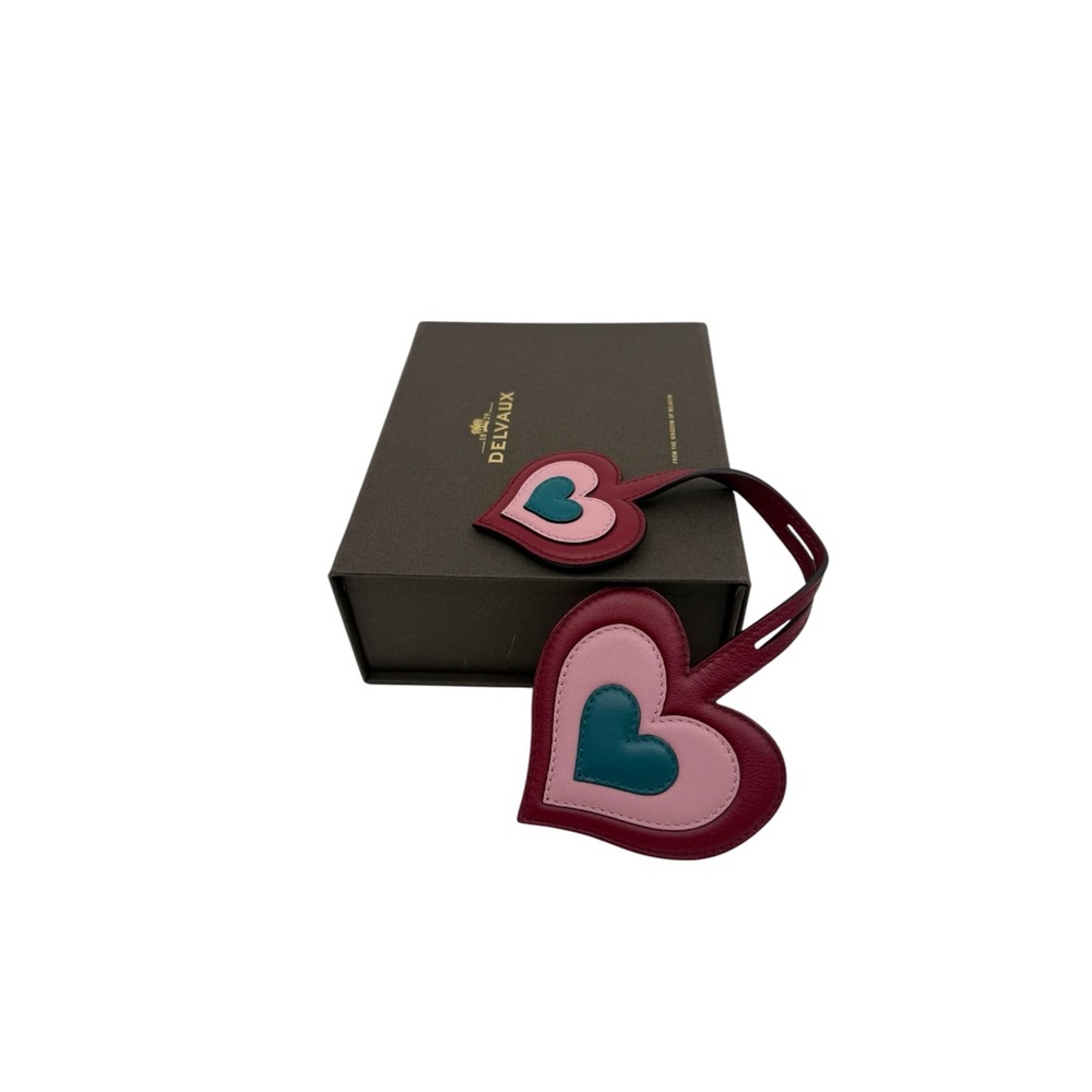 *SOLD* New Delvaux Heart Bag Charm, Leather, With Dust Bag & Box - Picture 2 of 5